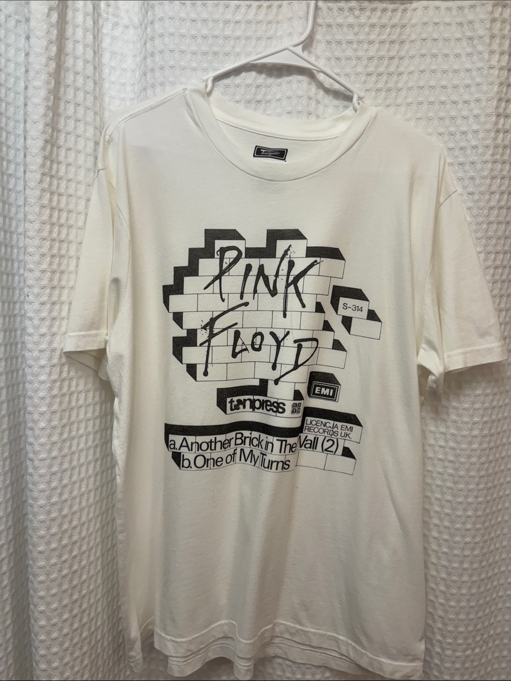 Pink Floyd Graphic Tee - White